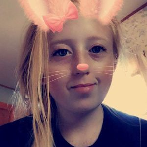 Meet your Posher, Macie